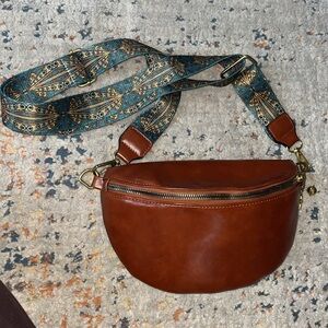 Brown Belt Bag & Western Strap